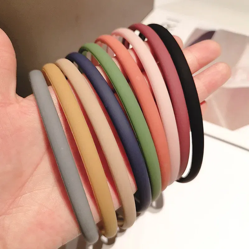 Color: black - New Fashion Solid color resin Simple frosted anti-slip wave shape Toothed Wild Hairbands Women Girls Hair Accessories Headdress