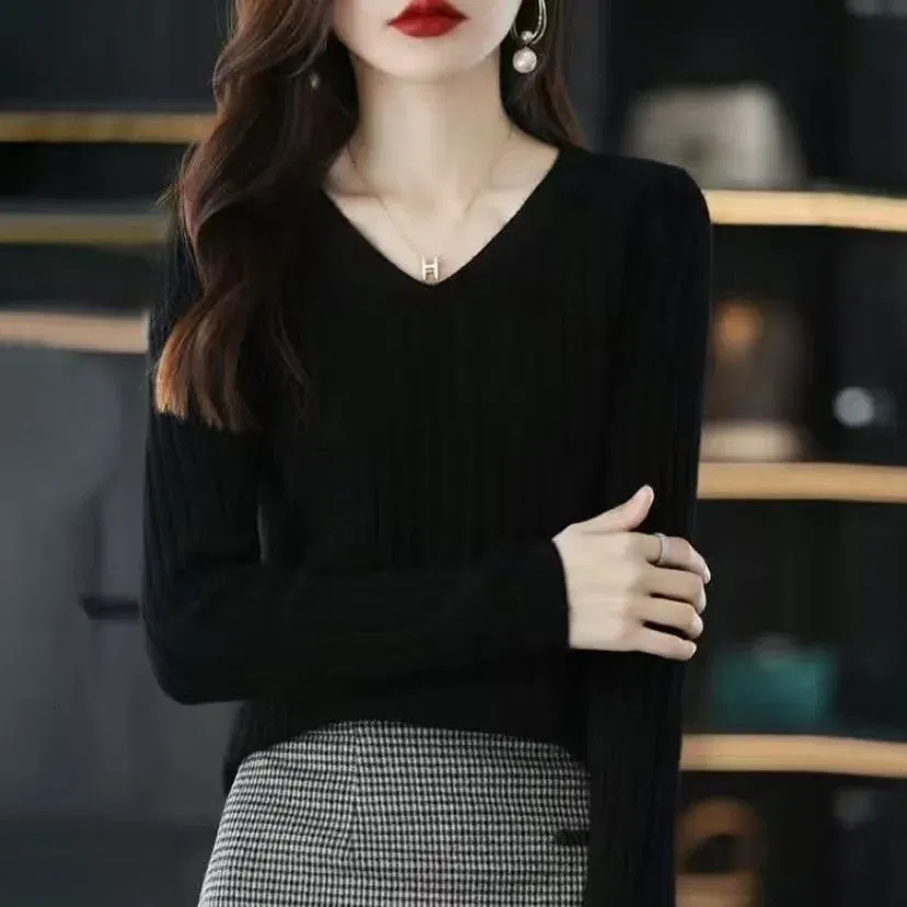 Color: green, Size: XL - Women Sweater Long Sleeve Top Knitted Pullover V-Neck Fashion Sweater Woman Winter Basic Female Clothing Soild OL Sweater DF4933
