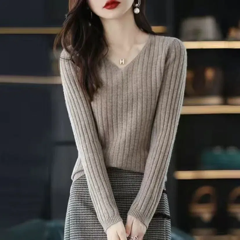 Color: green, Size: XL - Women Sweater Long Sleeve Top Knitted Pullover V-Neck Fashion Sweater Woman Winter Basic Female Clothing Soild OL Sweater DF4933