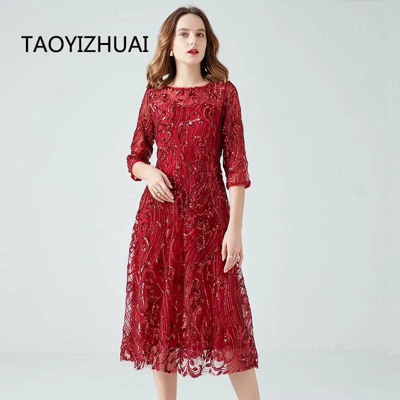 Color: Burgundy, Size: L - Women's Lace Dress Sequin Evening Dresses Spring and Autumn New Wedding Banquet Broad Wife Fat Plus Size Long Dress Long Red