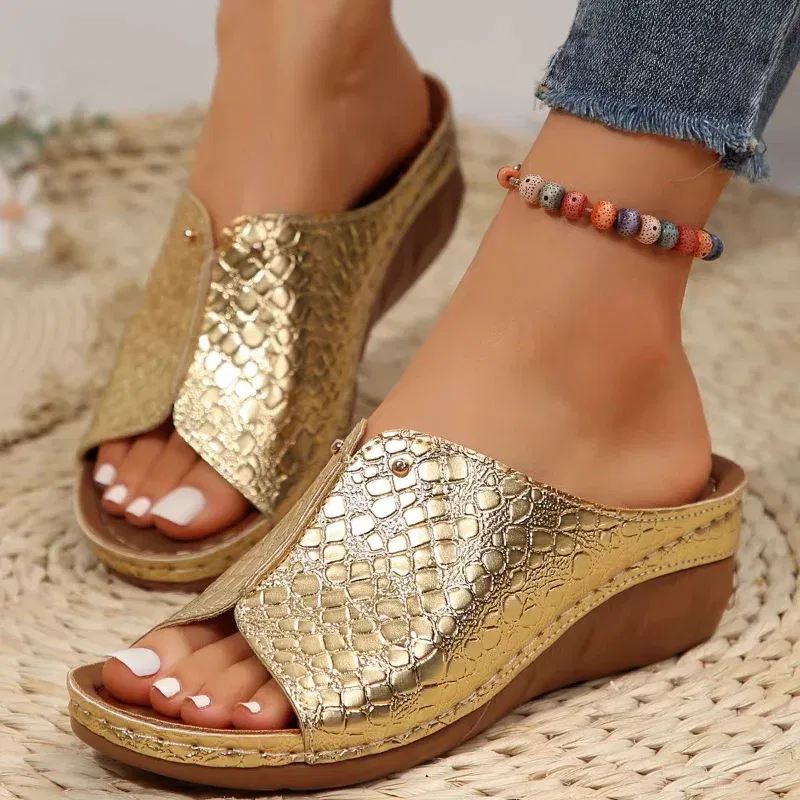 Color: Silver, Shoe Size: 36 - Women Gold Wedge Slippers New Summer Woman Crocodile Print Platform Sandals Female PU Leather Non Slip Beach Slides