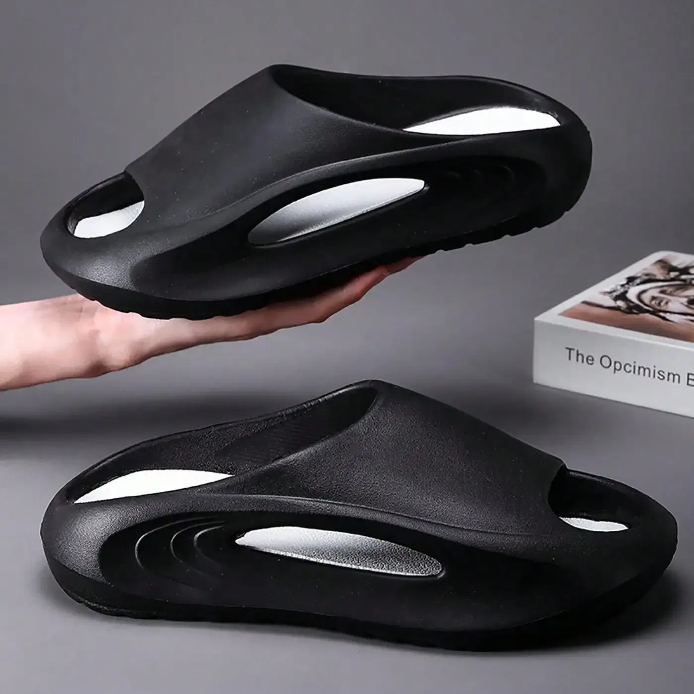 Color: WHITE, Shoe Size: 42 - Summer Slippers for Men and Women Thick Bottom Eva Step on the Poop Feeling Outside Wear Non-slip Casual Bathroom Slippers