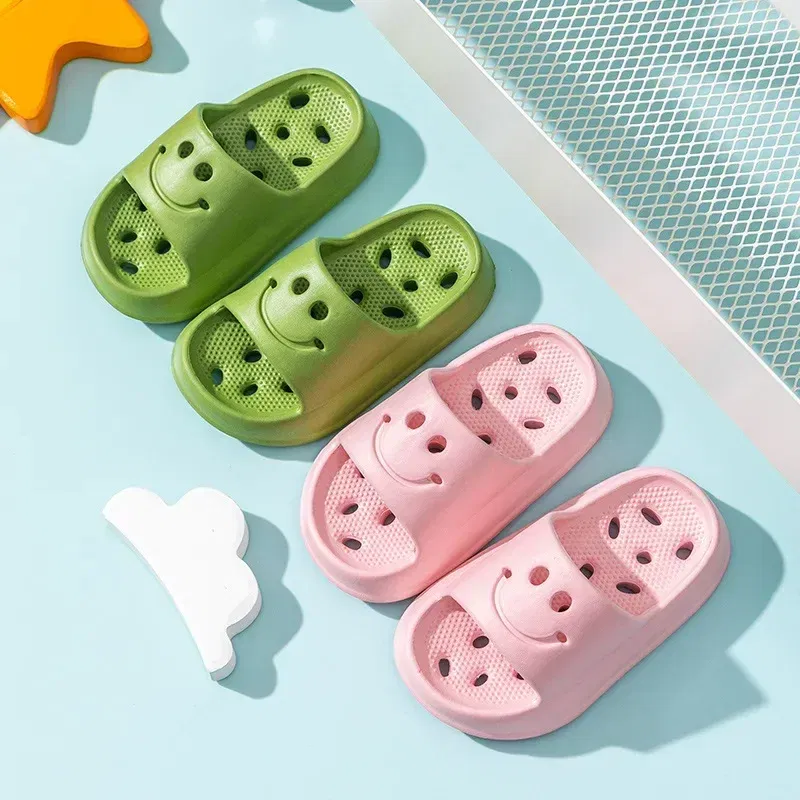Color: Khaki, Shoe Size: 4 - Children Slippers Boys EVA Smiling Face Bathroom Slippers Summer 2-14 Years Old Girl Anti Slip Hollow Leaking Junior Footwear
