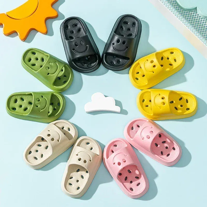 Color: Khaki, Shoe Size: 4 - Children Slippers Boys EVA Smiling Face Bathroom Slippers Summer 2-14 Years Old Girl Anti Slip Hollow Leaking Junior Footwear