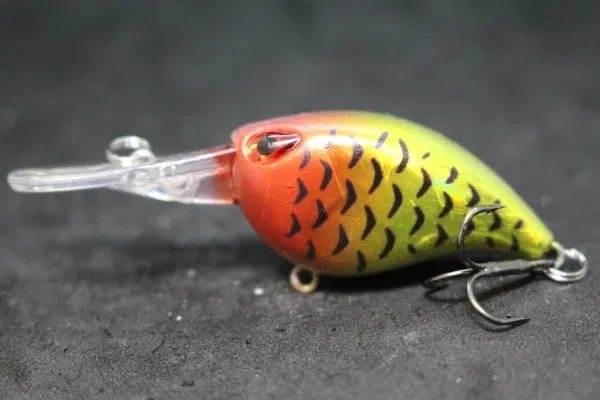 Color: Dark Brown - wLure Crankbait Wobble Fishing Lure 6cm 5g Deep Diving Tight Action Fresh Water Hard Bait Floating 8# Hooks Insect Bait C770