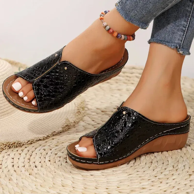 Color: Gold, Shoe Size: 37 - Women Gold Wedge Slippers New Summer Woman Crocodile Print Platform Sandals Female PU Leather Non Slip Beach Slides