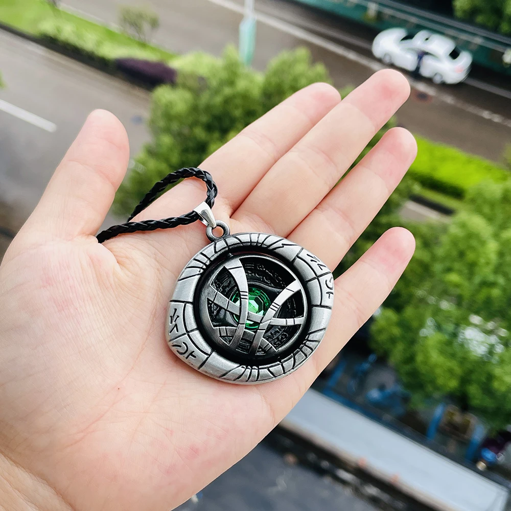 Metal color: Gold-color - Marvel Avengers Dr Strange Necklace Doctor Strange Infinity Time Stones Eye of Agamotto Rotatable Necklace Kpop