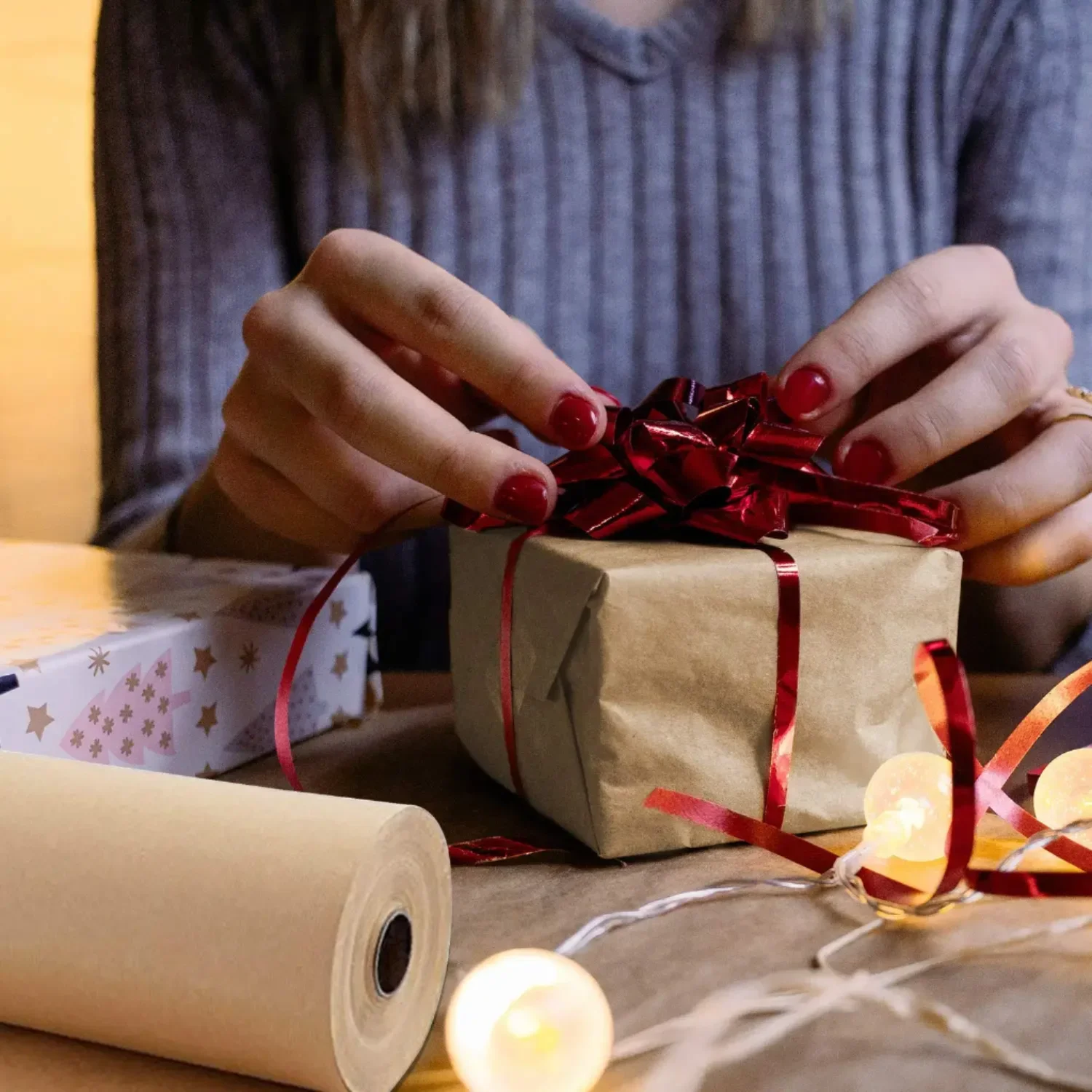 Color: Pink - Brown kraft Paper Rolls, Gift Wrapping, Wrapping Paper, Shipping, Bulletin Boards, Crafts, DIY Making