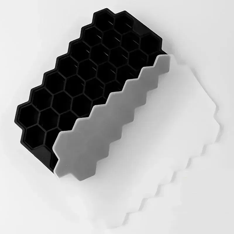 Color: Pink - 4/2/1PCS Silicone Ice Cube Mold 148 Cube Large-capacity Ice Trays Food Grade Ice Maker BPA Free Reusable Ice Maker with Lids