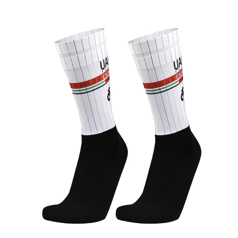 Color: Green - Pro Bike Team Aero Socks Seamless Anti Slip Road Ride Socks Outdoor Racing Cycling Socks