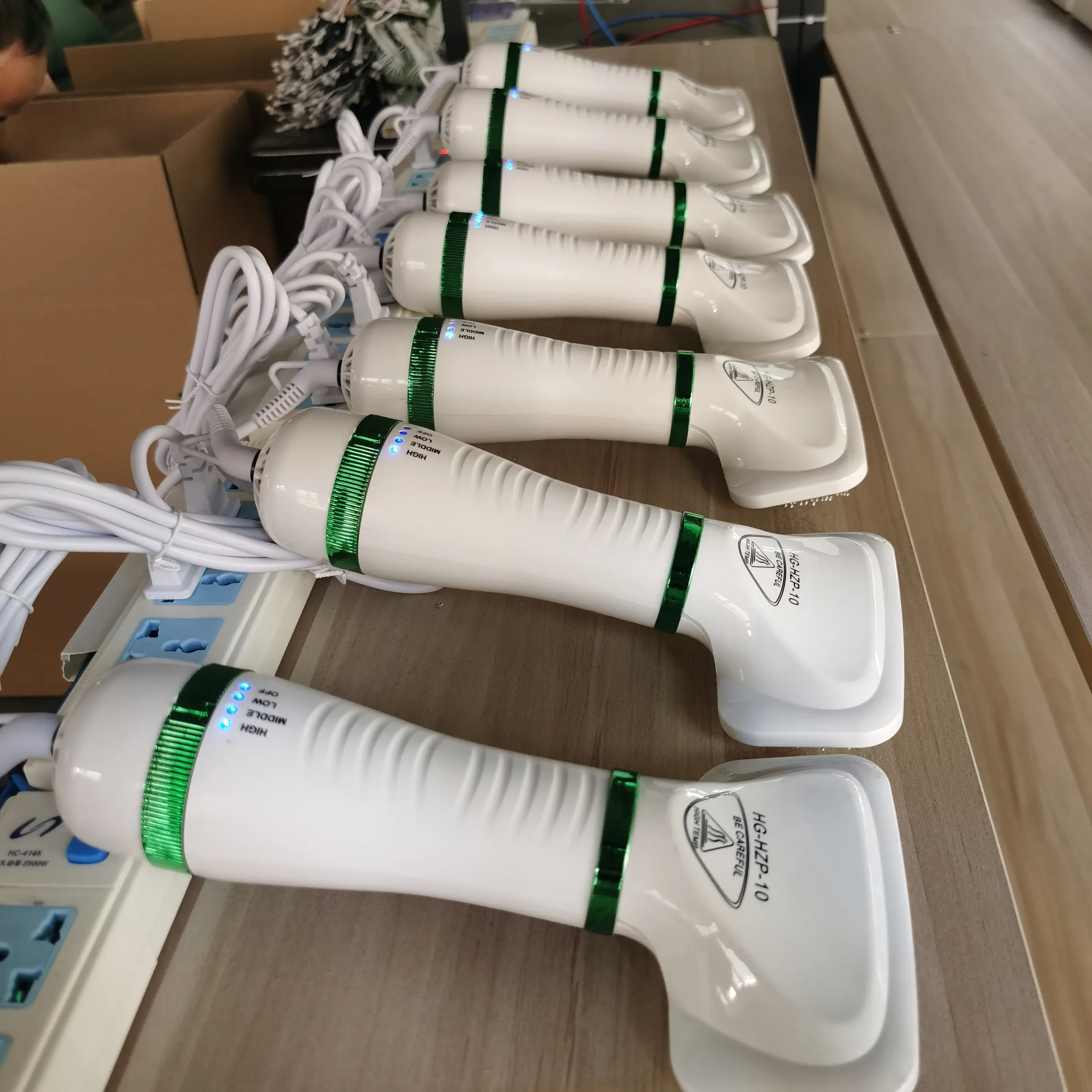 2 in 1 Pet Drying Brush Pet Hair Dryer Comb