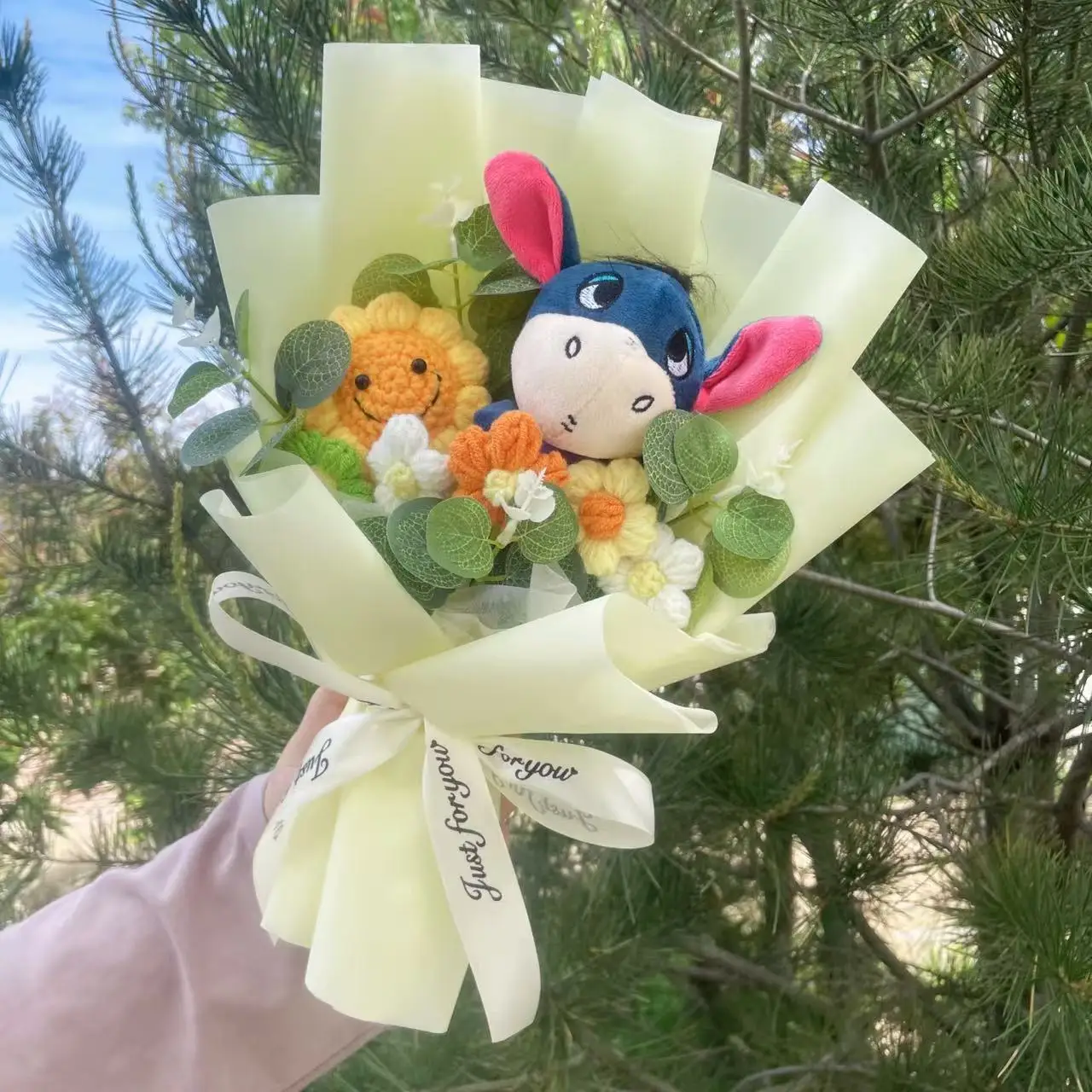 Color: DEEP BLUE - Cartoon Winnie the Pooh Plush Doll Toy Handmade Flower Bouquet Wedding Valentine's Day Christmas Graduation Gifts