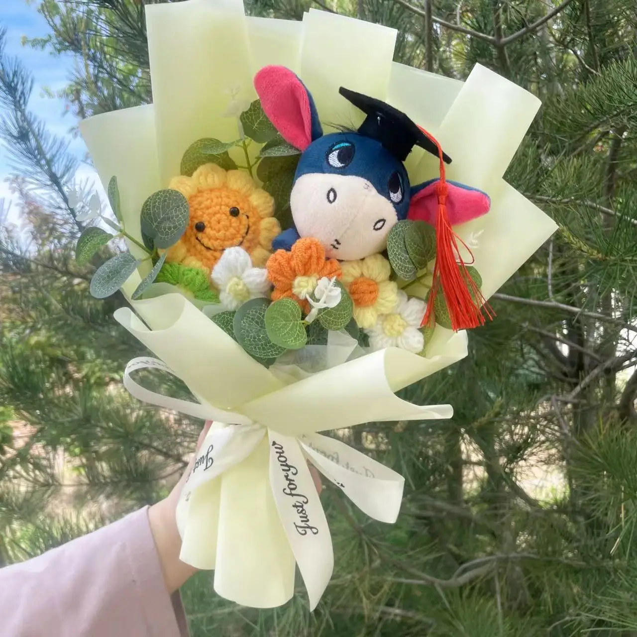 Color: DEEP BLUE - Cartoon Winnie the Pooh Plush Doll Toy Handmade Flower Bouquet Wedding Valentine's Day Christmas Graduation Gifts