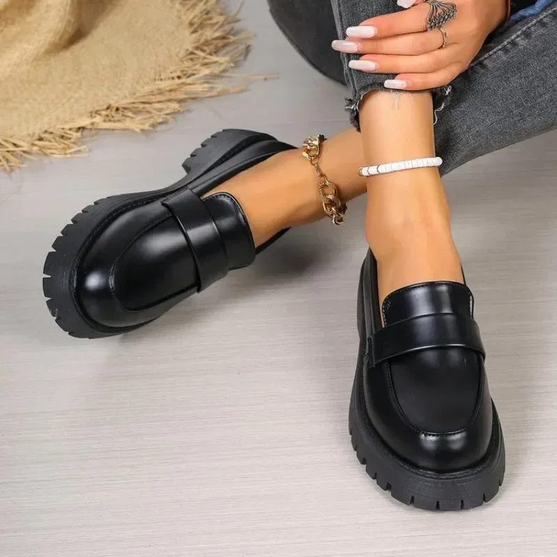 Color: black, Shoe Size: 35 - British Style Platform Loafers Women 2025 Plus Size Round Toe Single Shoes Woman Thick Bottom Pu Leather Shoes Mujer