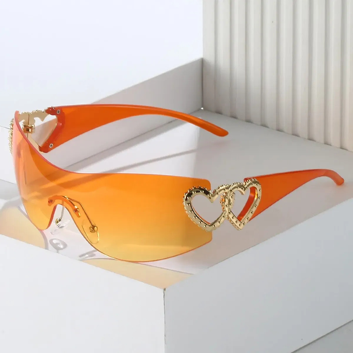 Frame Color: Gold, Lenses Color: Silver - Y2K Wrap Around Fashion Sunglasses For Women Men One-piece Gradient Lens Glasses Heart Design Hollow Temple Eyewear UV400
