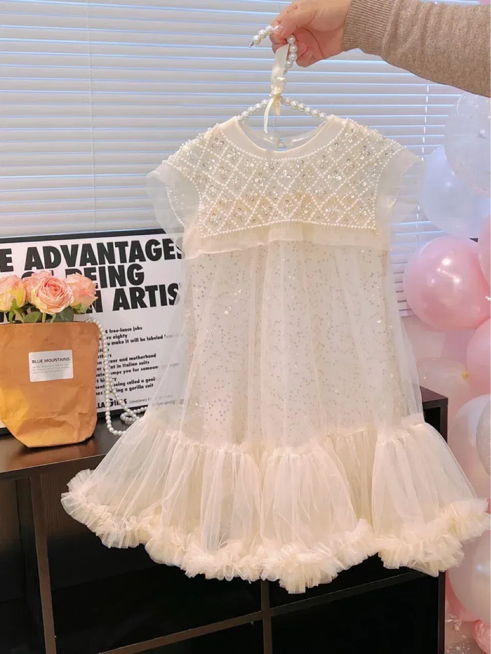 Color: Beige, Kid Size: 2T - Girls' Princess Dress 2023 Spring Summer Children's Wear Korean Pearl Neck Princess Dress Fashion Yarn Dress