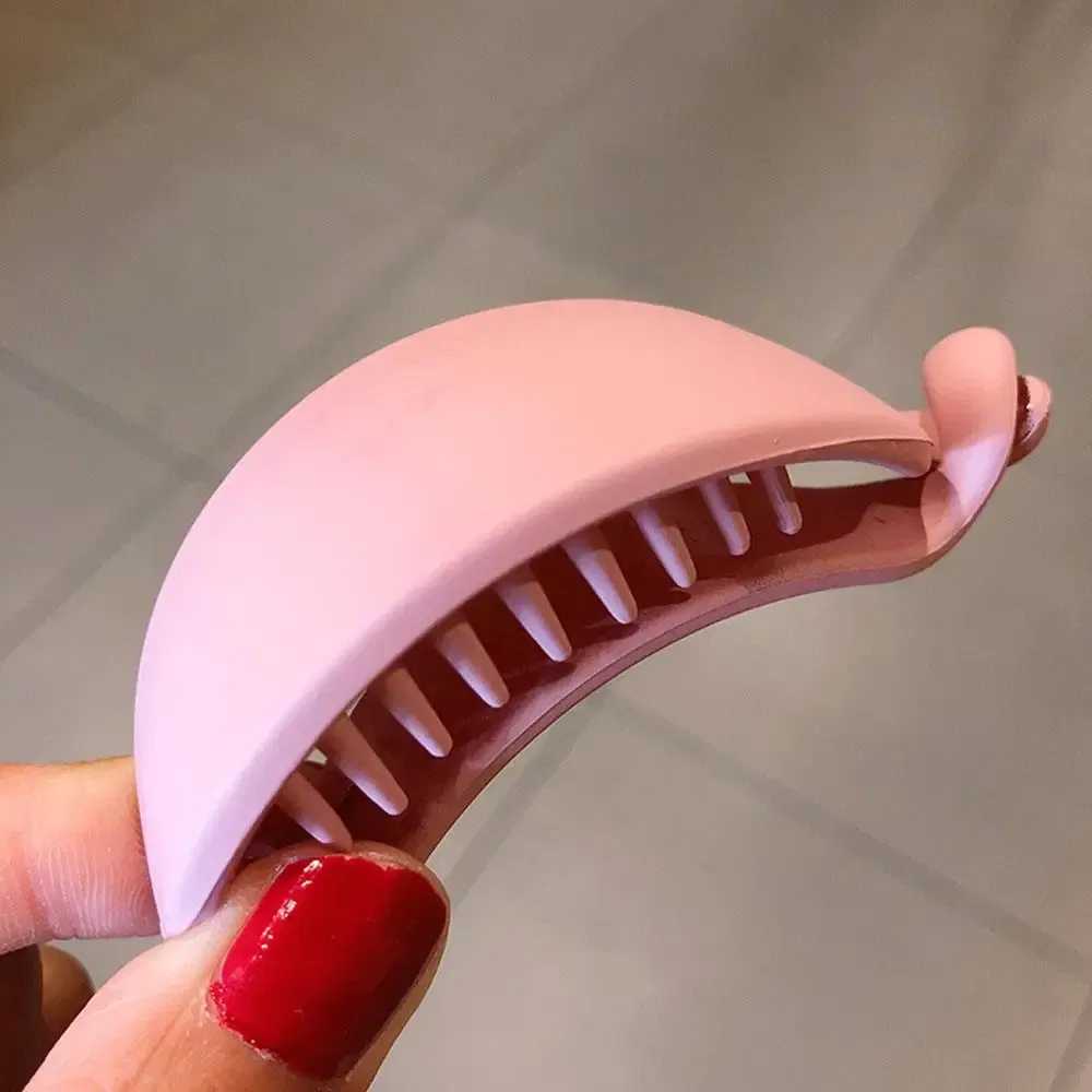 Color: Pink - New Cute Candy Colors Banana Shape Hair Claws Women Girls Sweet Hair Clips Ponytail Holder Hairpins Fashion Hair Accessories