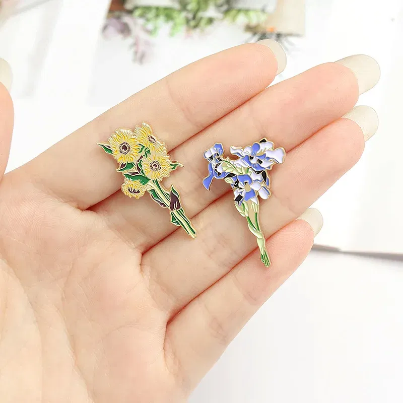 Metal color: PURPLE - Van Gogh Oil Painting Brooch Van Gogh Brooch Galaxy Brooch Star Moon Sunflower Brooch Art Brooch Van Gogh Lapel Pin