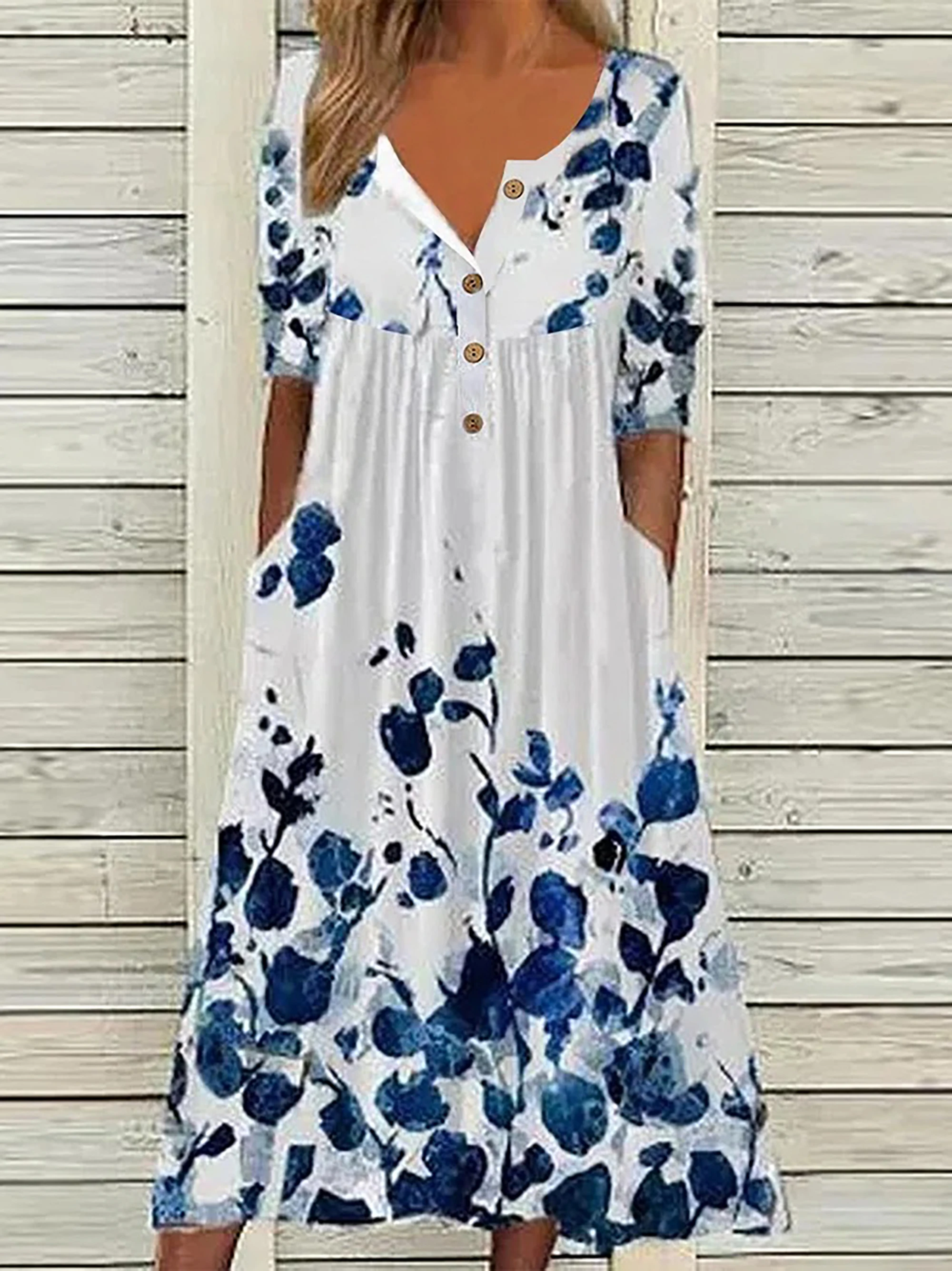 Color: Blue, Size: 4XL - 2024 Europe and the United States spring new fashion printed V-neck button short sleeve plus size women's size women's pocket