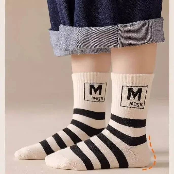 Color: black, Size: 10-12T - 5 Pairs Boys Socks Autumn Cotton Socks Baby Child 1-14T Kids Cartoon Bear Pattern Sport Sock