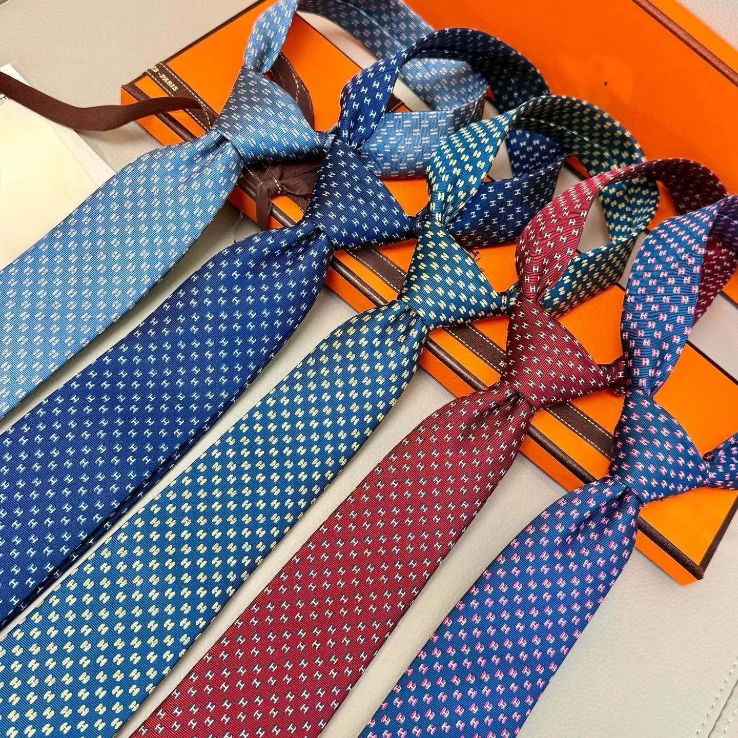 Color: army green - Exclusive Silk Blended Tie, Charcoal Grey Herringbone Pattern, Handmade, High-end and Elegant, Highlighting Masculine Charm
