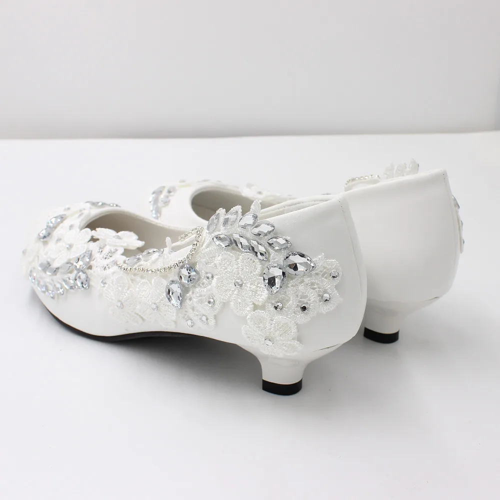 Color: WHITE, Shoe Size: 36, Ships From: CHINA - 【Xingchenmao?‘Low heel large size bridal shoes White large size soft top women's shoes handmade lace simple single shoes BH0710