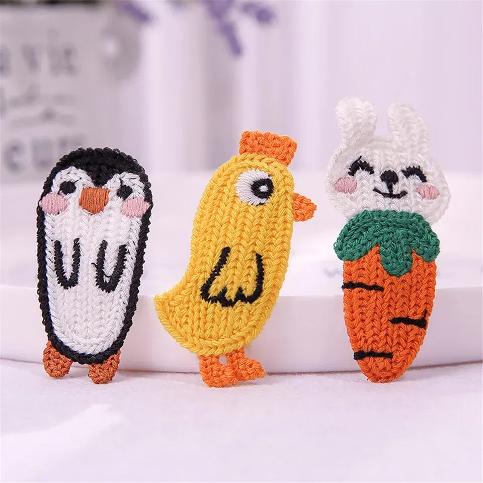 Color: Red - Cartoon Handmade Woolen Animal Hairpin Hair Accessories For Girls Hair Clips Children Glitter Felt Fabric Hairclip Cat Barrettes