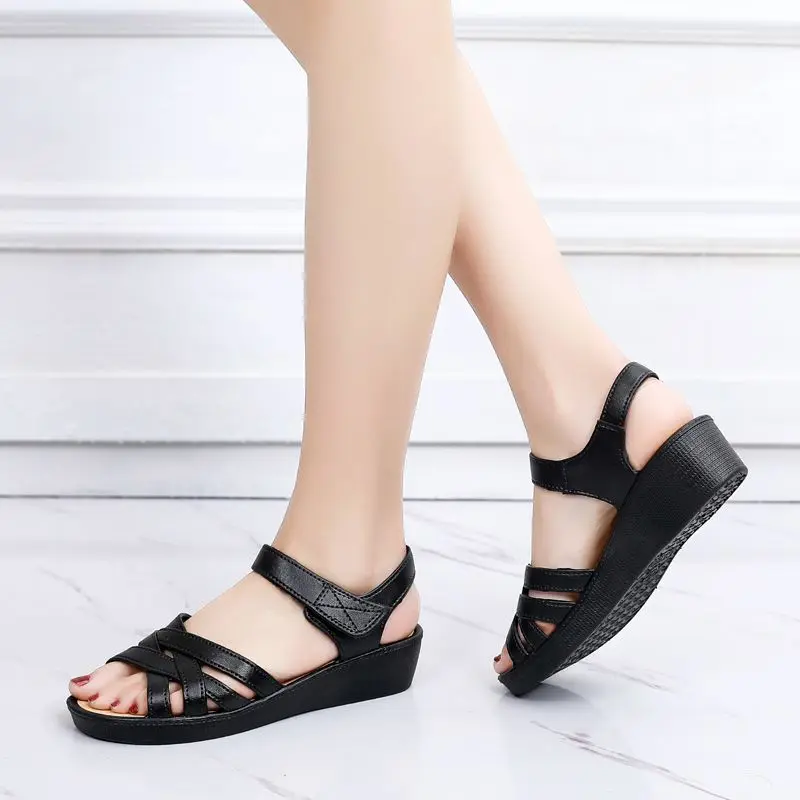 Color: Blue, Shoe Size: 39 - Mother Sandals Summer Soft Soled Middle-aged and Elderly Non-slip Work Shoes 4cm Wedges Flat Grandma Shoes To Wear Outside