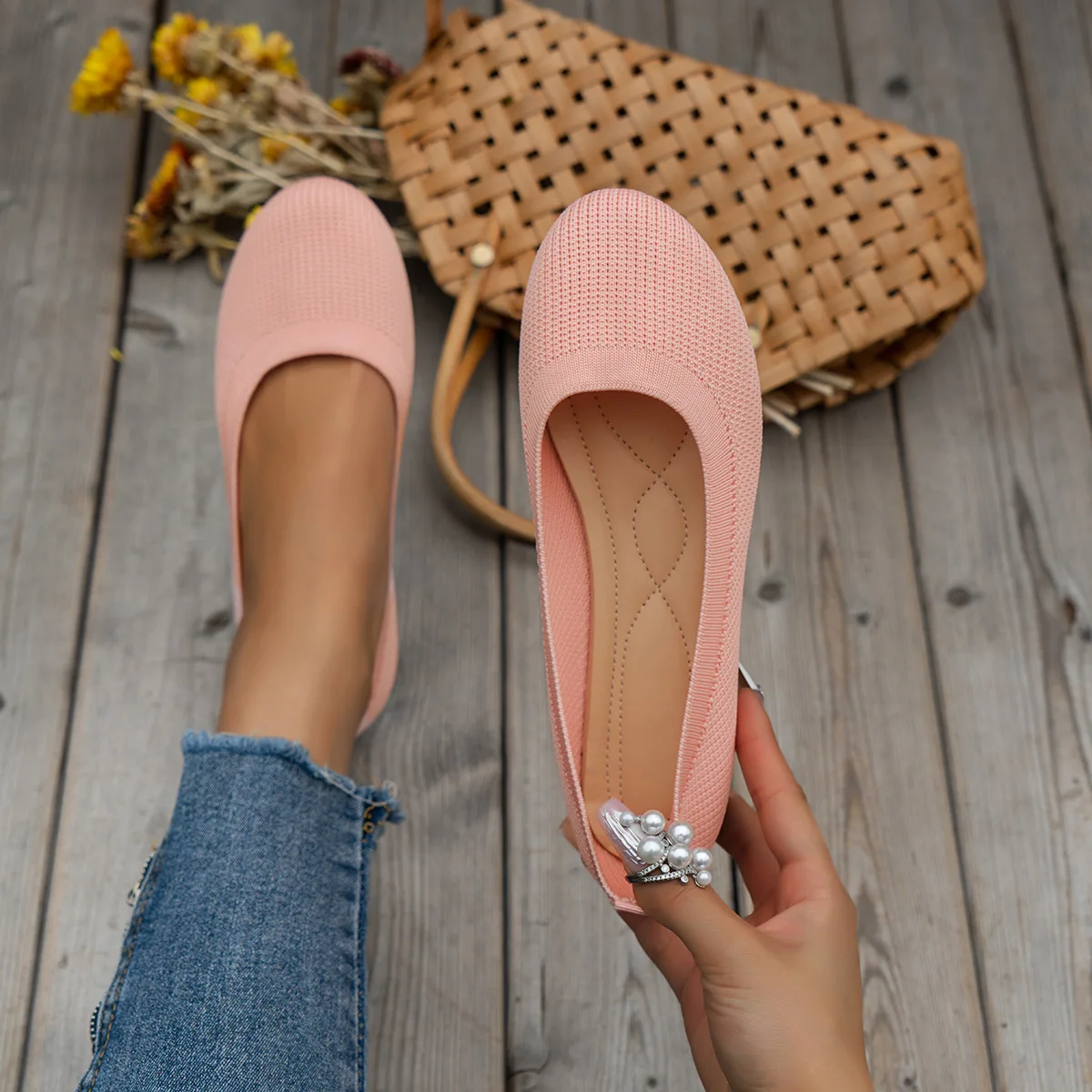 Color: Beige, Shoe Size: 42 - Elastic Knitting Flats Slip on Shoes for Women 2024 Summer Breathable Soft Loafers Woman Lightweight Casual Shoes Mom Moccasins