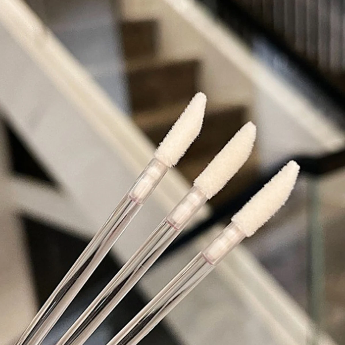 Handle Color: Silver - 100/300PCS Disposable Lip Brush Makeup Brushes Lipstick Applicator Wands Wholesale Eyelashes Extension Tool Beauty Accessories