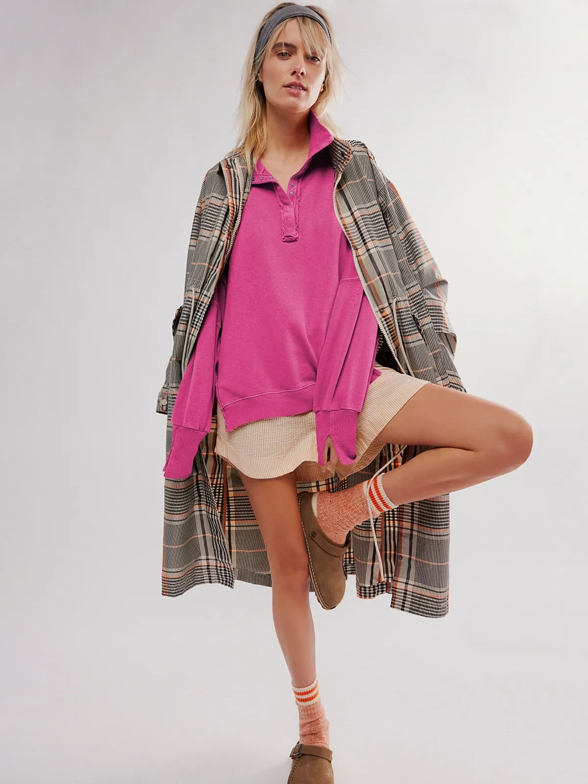 Women's Lantern Sleeve Decorative Moulding Split Lapel Sweater