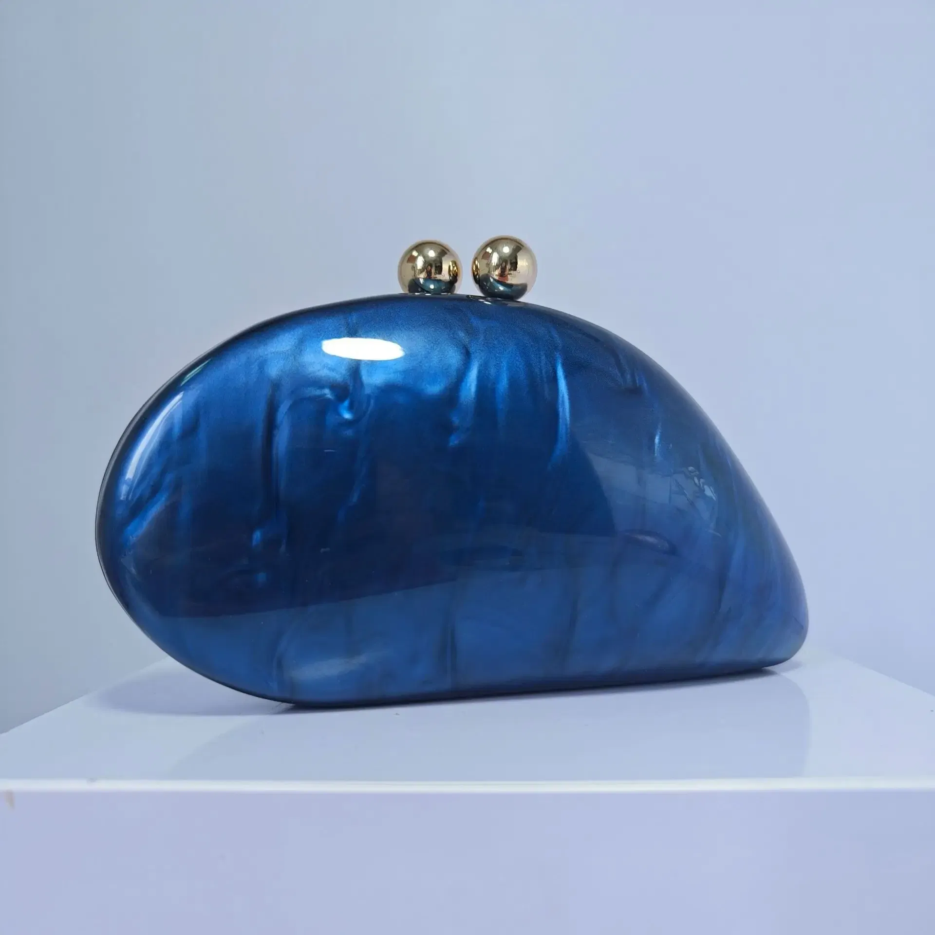 Color: green - 2024 New Hot Sale Acrylic Shell Shape Clutch Bag Women Designer Evening Party Cute Pearl Egg Purse Blue Handbag Wholesale
