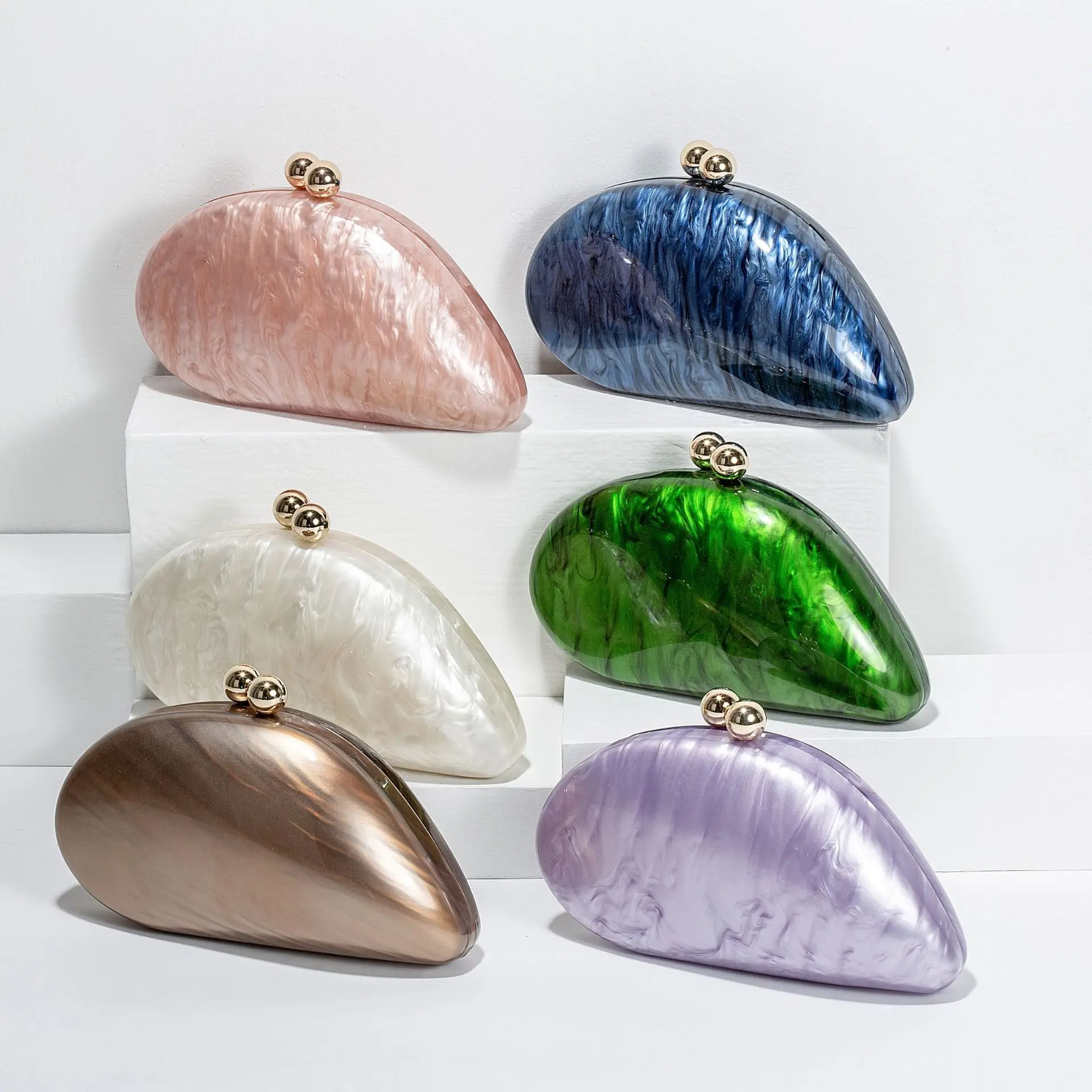 Color: green - 2024 New Hot Sale Acrylic Shell Shape Clutch Bag Women Designer Evening Party Cute Pearl Egg Purse Blue Handbag Wholesale