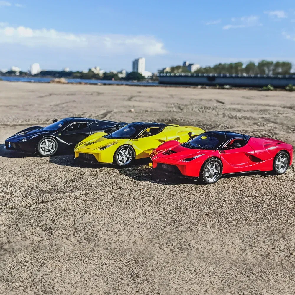 Color: PURPLE - 1:32 Ferrari Laferrari SF90 P80C 488 Alloy Car Model Diecasts Metal Toy Vehicles Car Model Simulation Sound Light Collect gifts