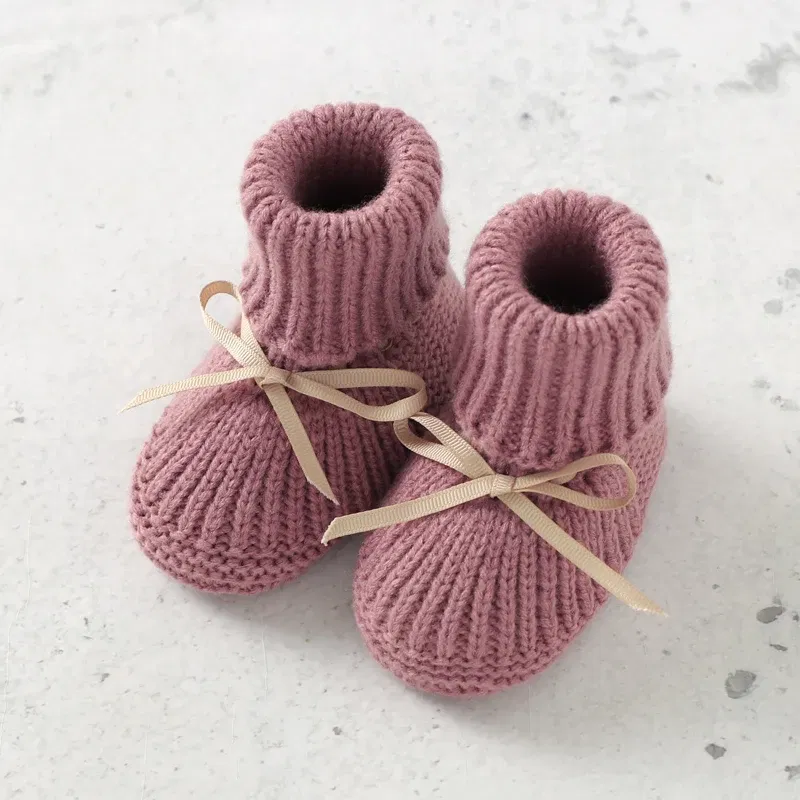 Color: army green, Baby Age: 13-18 Months - Baby Shoes + Gloves Set Knit Newborn Girls Boys Boots Mitten Fashion Butterfly-knot Toddler Infant Slip-On Bed Shoes Hand Made