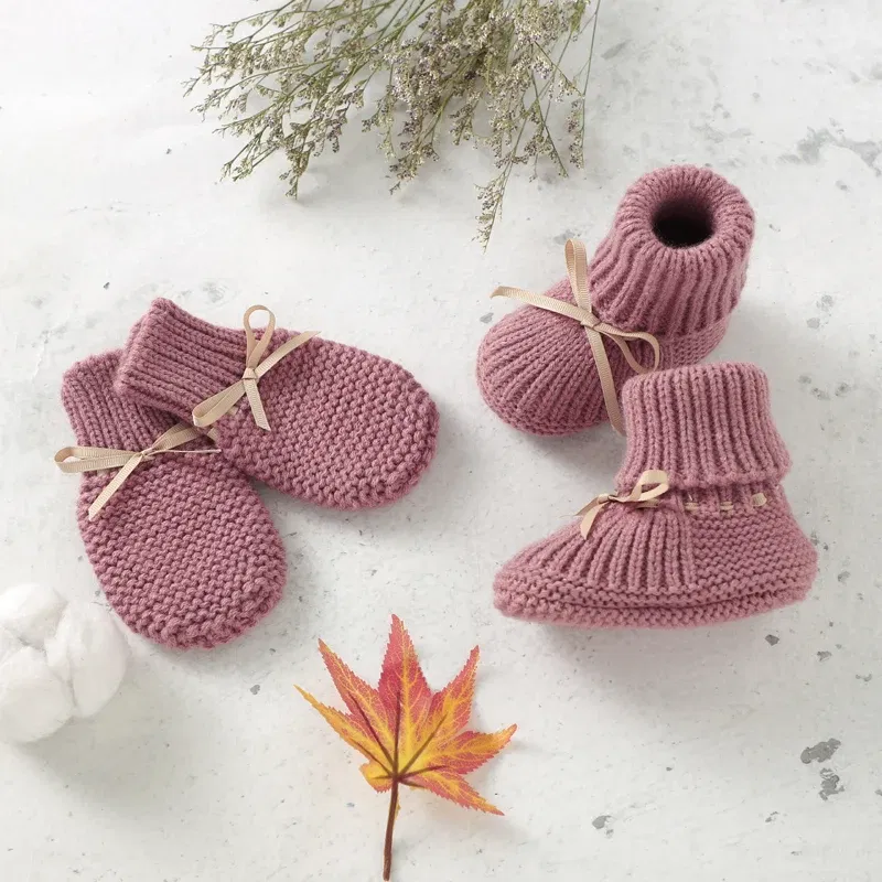 Color: army green, Baby Age: 13-18 Months - Baby Shoes + Gloves Set Knit Newborn Girls Boys Boots Mitten Fashion Butterfly-knot Toddler Infant Slip-On Bed Shoes Hand Made