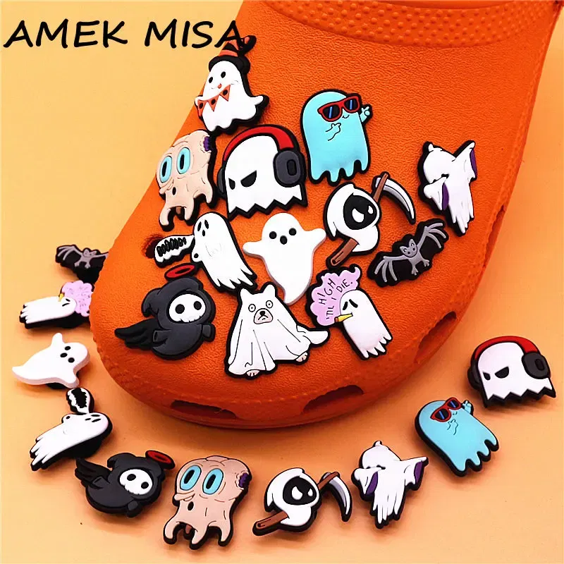 Color: Champagne, Ships From: CHINA - 1pcs Funny Cute Ghosts Shoes Charms Jeans Magic Shoe Badges Buckle Lovely Death Shoe Upper Clip Decorations Kids Gifts Wholesale