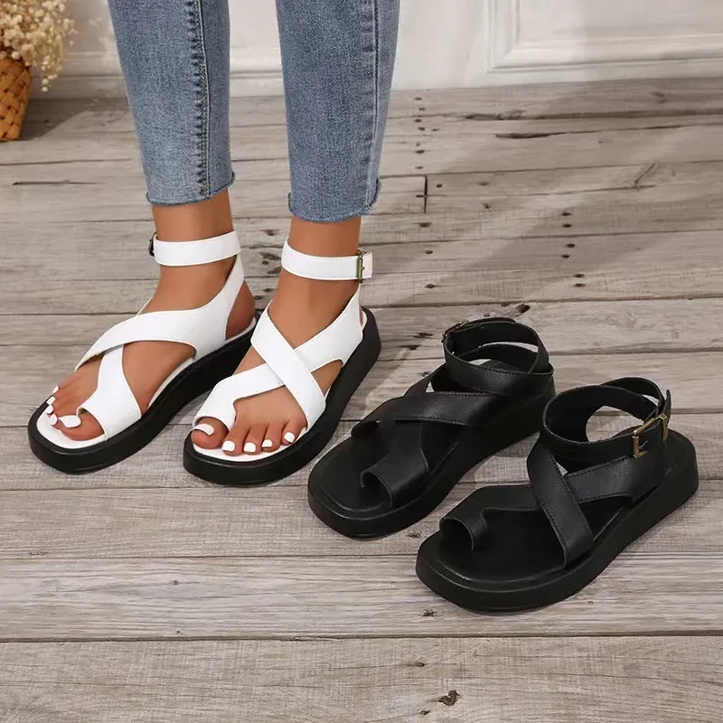 Casual Thick-Soled Clip Toe Sandals