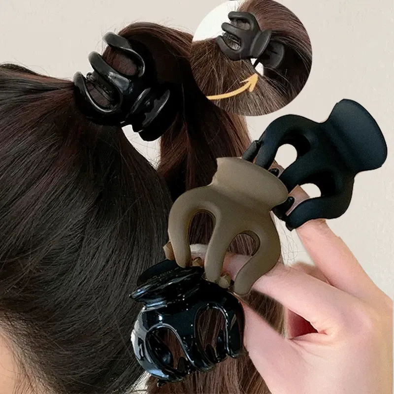 Color: Silver - Korean Fashion Ponytail Hair Claw Clip Black Acrylic Small Hair Claws Women Girls shark Clips Headwear Barrette Hair Accessories