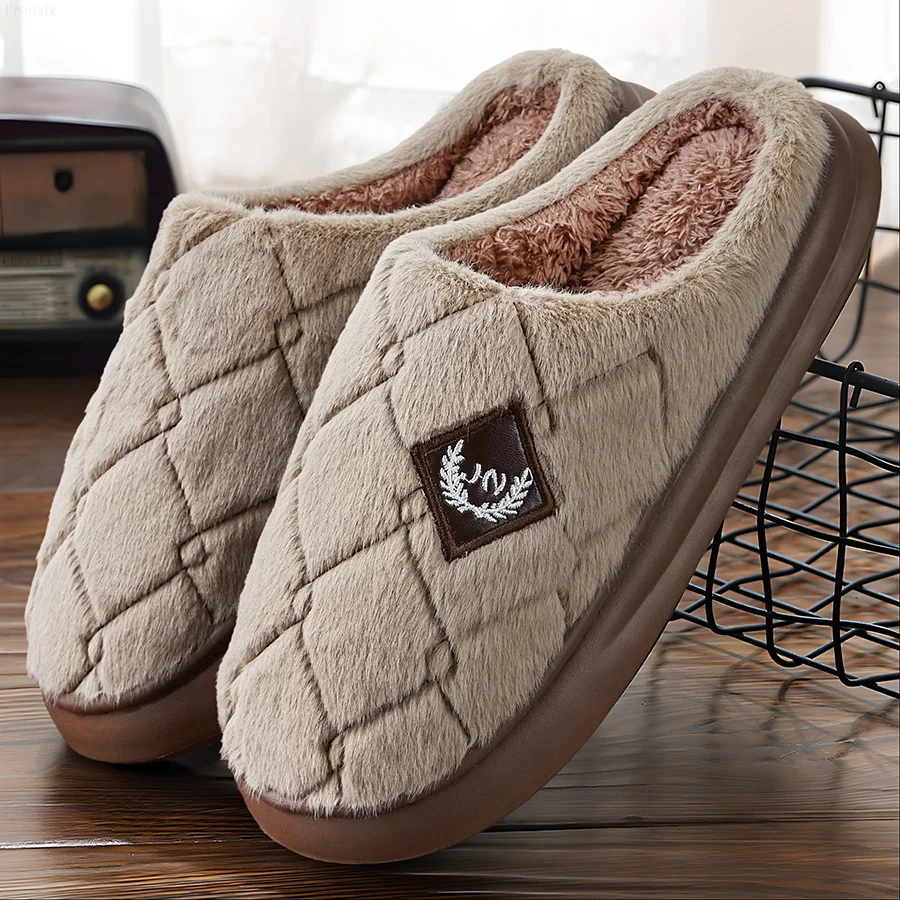 Color: black, Shoe Size: 42-43 - Men's House Slippers Furry Plaid cozy EVA Memory Foam Lightweight Casual Shoes Winter Warm Plush Non-slip Slippers big size