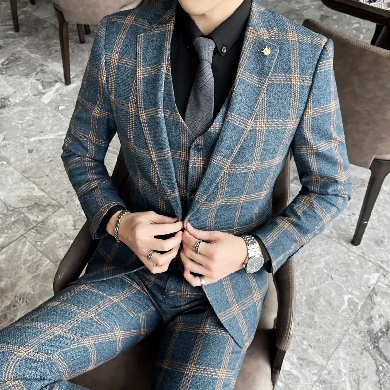 Color: Blue, Size: 4XL - High-quality British men's fashionable and stylish checkered casual suit set for autumn, a casual and fitted suit set of three