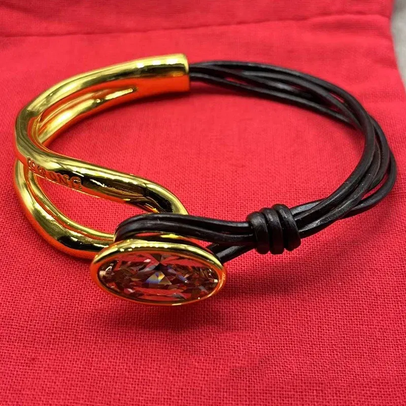 Metal Color: Gold-color - gift of New Hot Spanish jewelry lightweight luxury jewelry bracelet ladies party exquisite accessories high-quality gifts