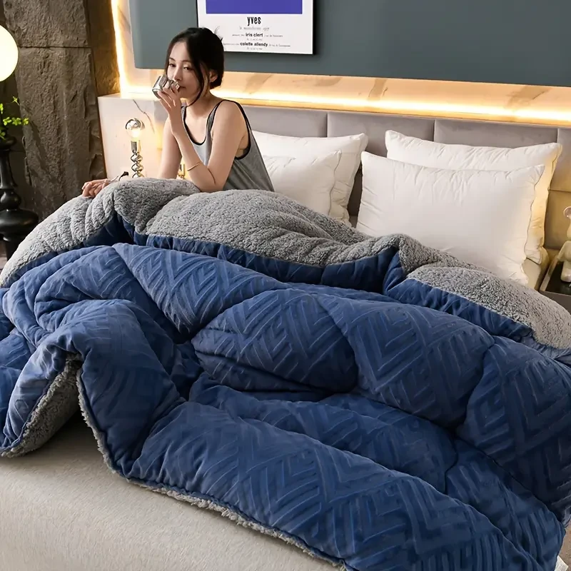 1pc Embossed Velvet Winter Comforter Ultra-Soft, Warm & Lightweight All-Season Blanket