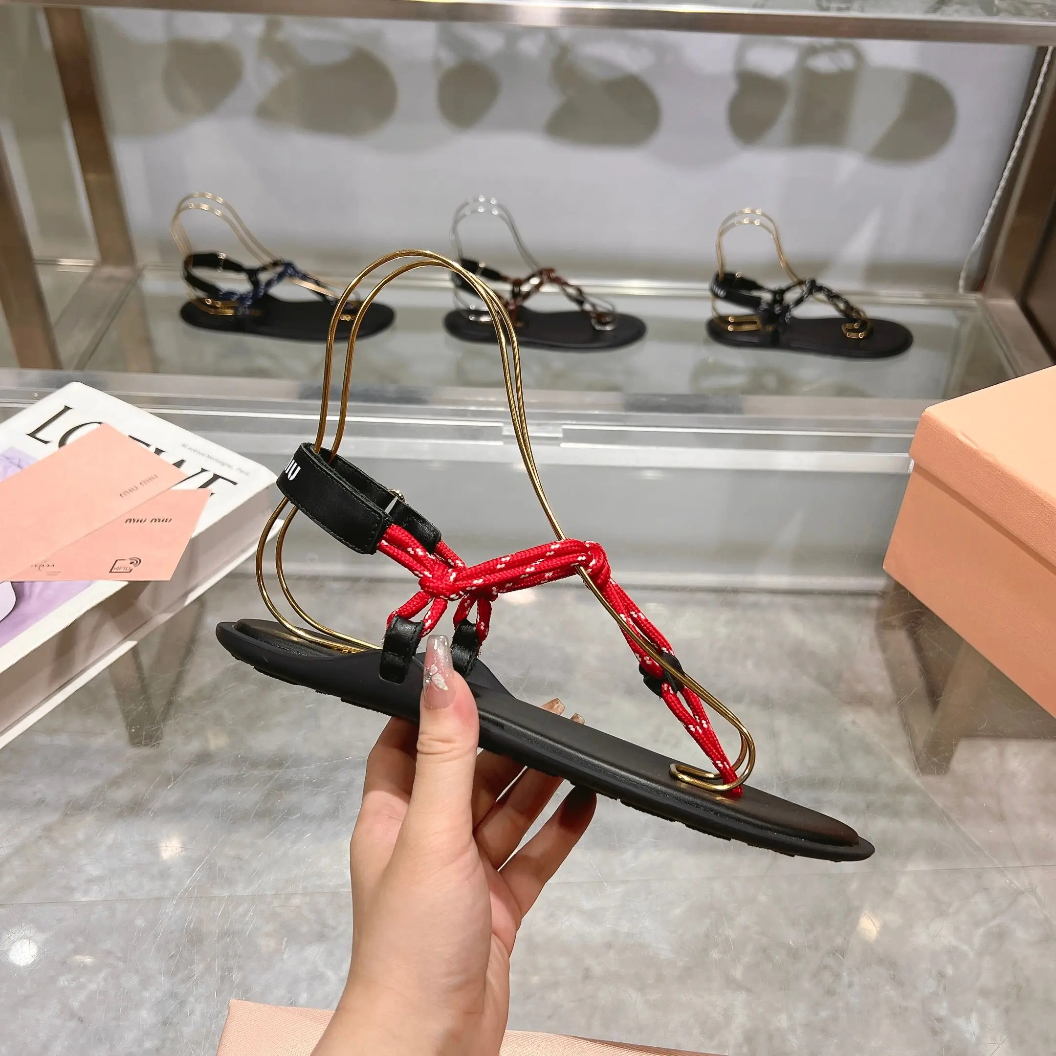 Color: Red, Shoe Size: 37 - Fashionable and cost-effective MIU series 25 new summer products, the world's most popular flip-flops, versatile and trendy