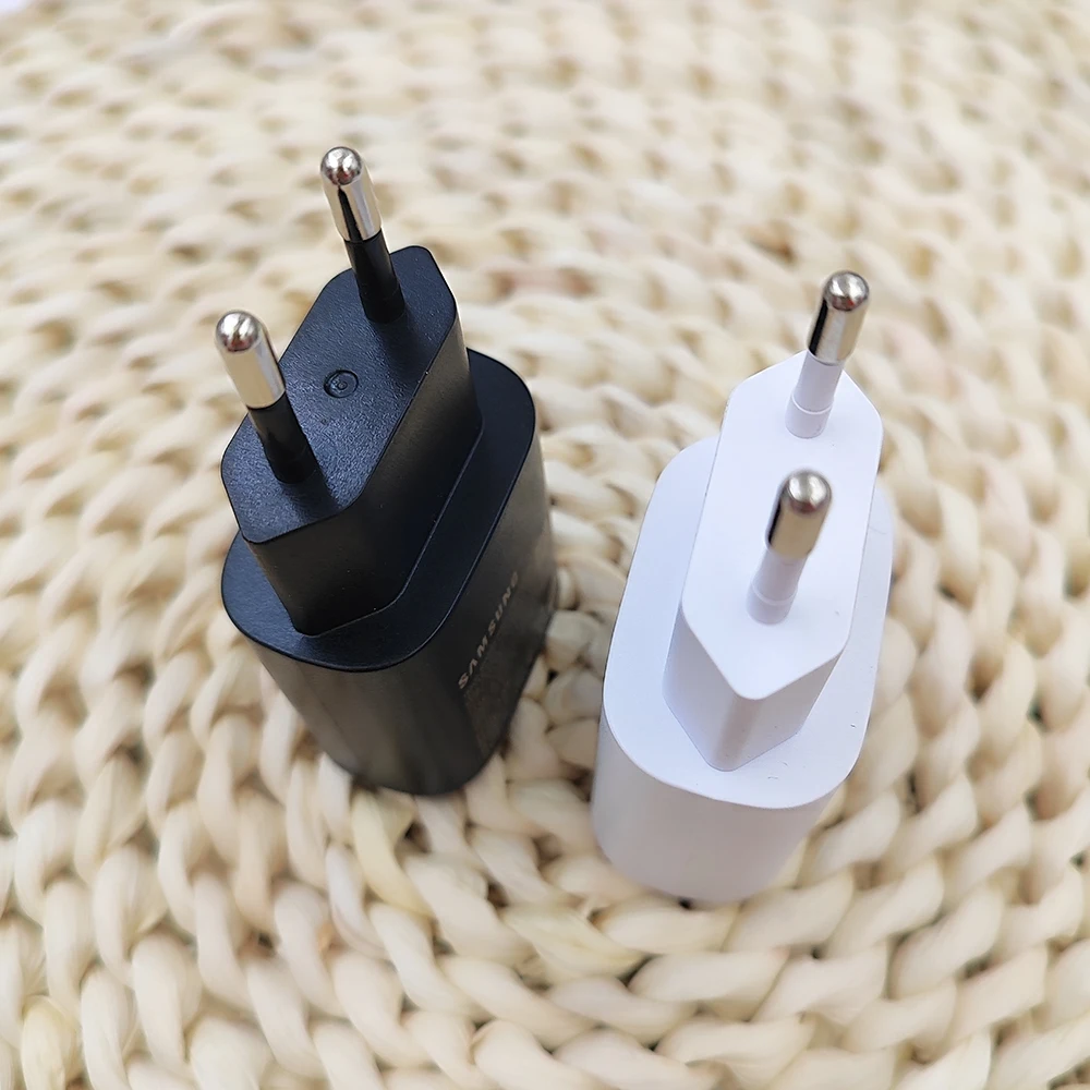 Plug Type: IL - Samsung W25 Flip 5G 25W Super Fast Charger PD Usb Type C Adapter Cargador For SAMSUNG Galaxy S25 S24 Ultra Plus S23 FE A05S M54