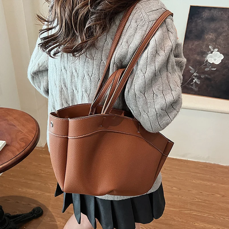 Color: Beige - Tote bag fashionable large capacity mother and child bag single shoulder portable shopping bag