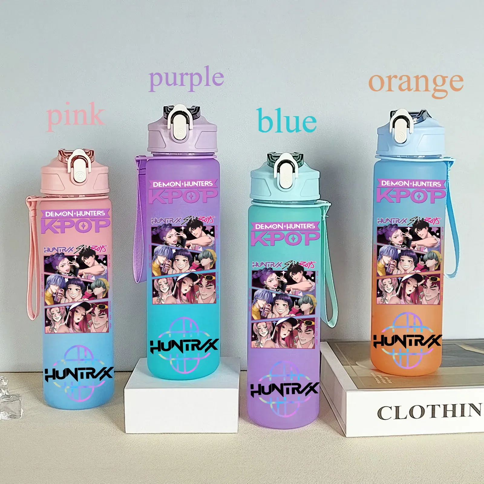 Color: Orange, Size: 40cm - 750ML K-pop Demon Hunters HUNTR X Rumi Mira Zoey Jinu Celine Kpop Plastic Water Cup K Pop Drinking Bottle School Huntrix Gourde