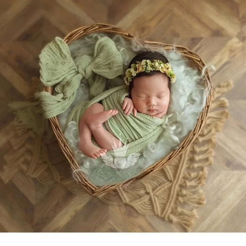 Newborn Photography Props Love Bathtub Simple Wind Wooden Heart-shaped Box Basket Baby Photo Studio Photography Accessories