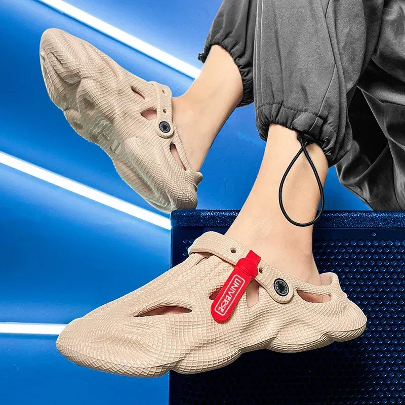 Color: GRAY, Shoe Size: 41 - Summer Men's Clogs Sandals Lightweight Breathable Anti-slip Beach Slippers Men Outdoor Slippers Clogs Anti-slip Beach Slippers