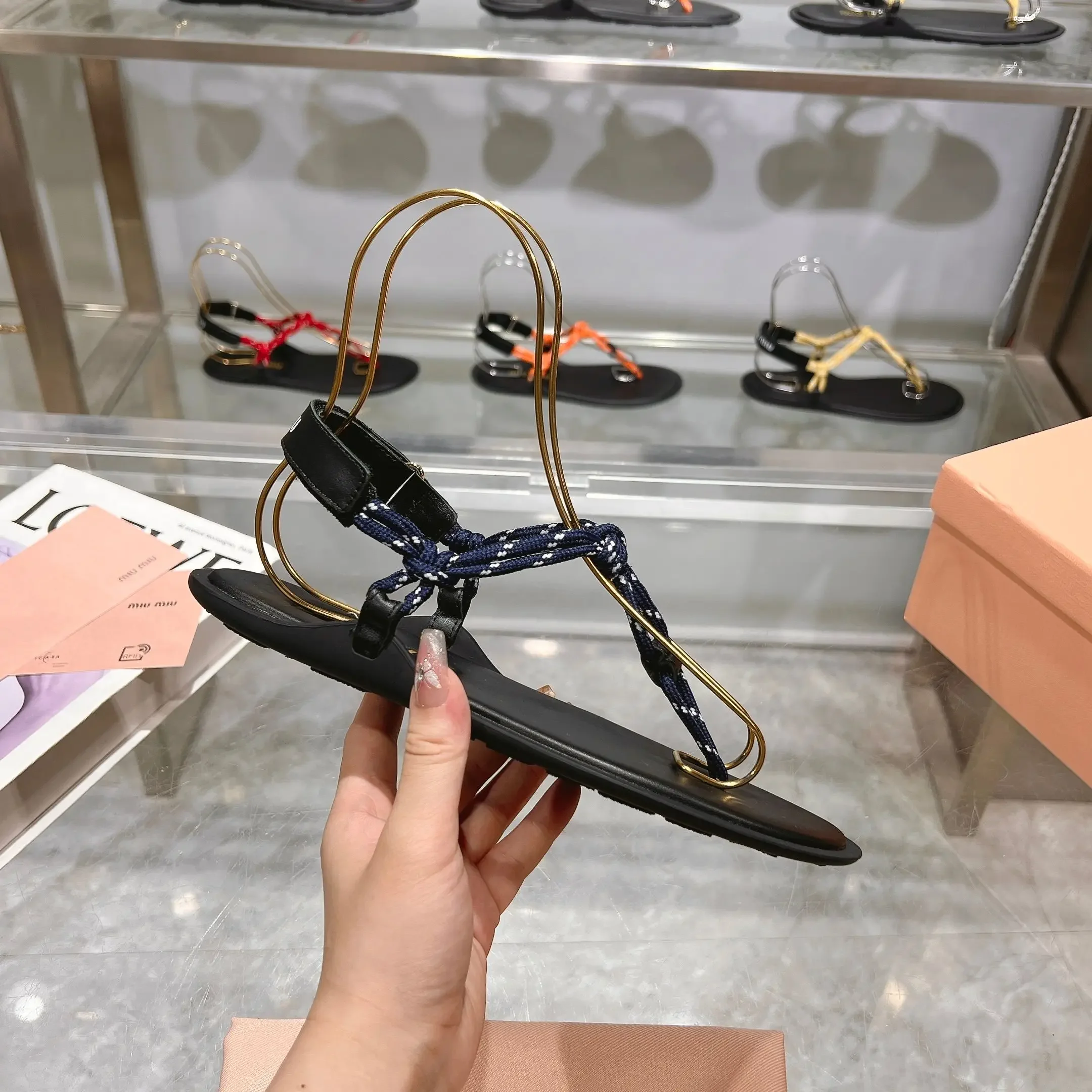 Color: Blue, Shoe Size: 38 - Fashionable and cost-effective MIU series 25 new summer products, the world's most popular flip-flops, versatile and trendy